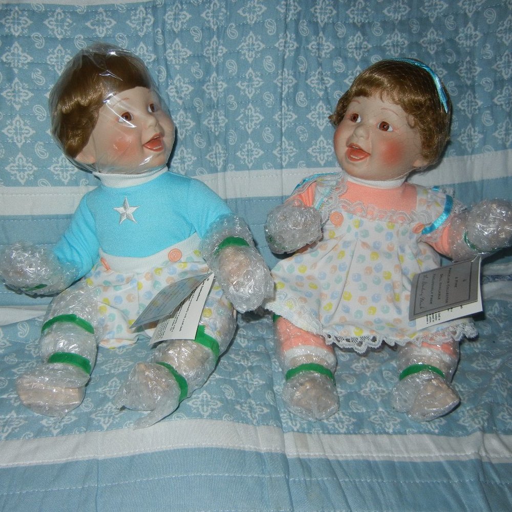 Danbury Mint porcelain dolls Twins Rachel & Ryan